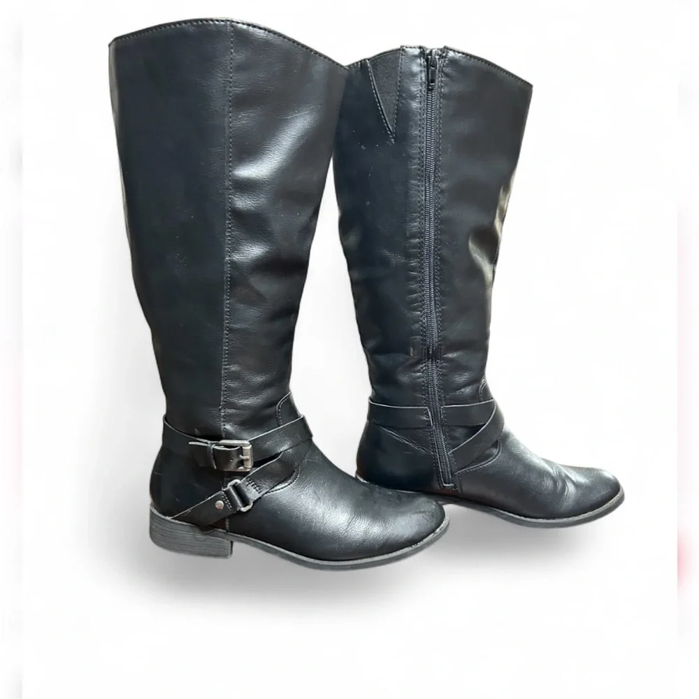 Style & Co. Women’s Black Boots 8M With Zipper And Buckles